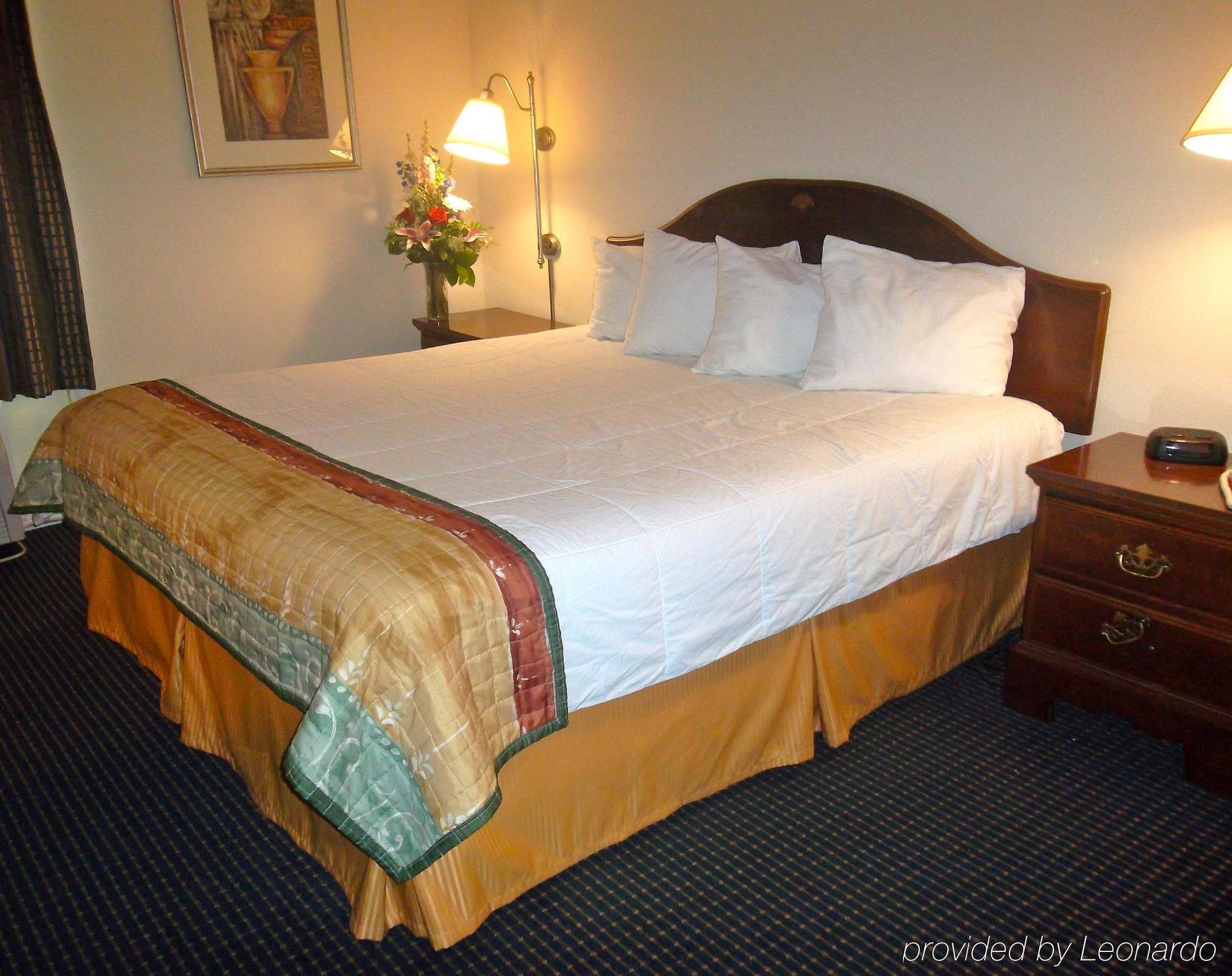 Hotel Baymont By Wyndham Warrenton Esterno foto
