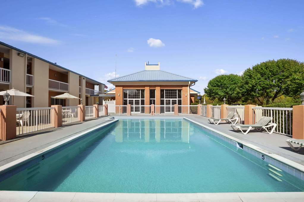 Hotel Baymont By Wyndham Warrenton Servizi foto